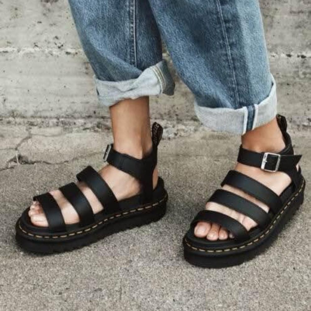 Dr Martens BLAIRE HYDRO LEATHER PLATFORM STRAP SANDALS